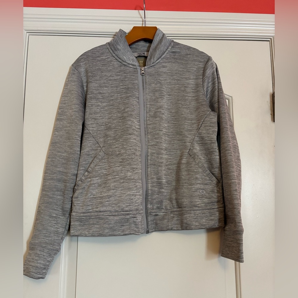 MOUNTAIN HARDWEAR Women’s Small Gray Zip-Up Jacket.